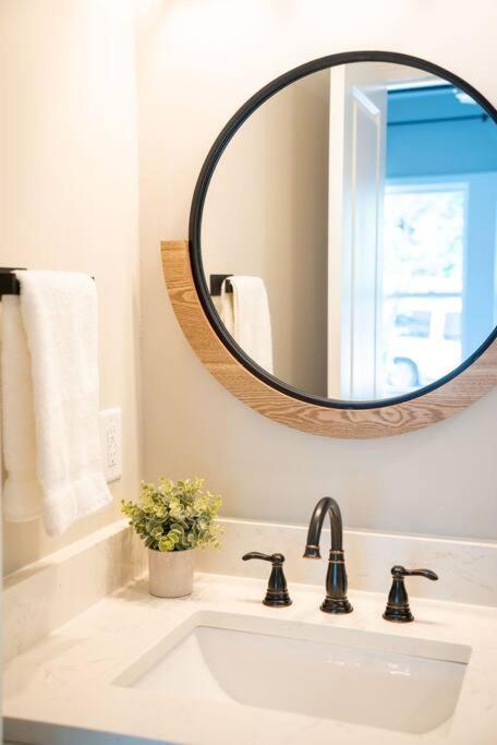 Brand New: Urban Oasis 5 Min From Mercedes Benz Atlanta Exterior foto